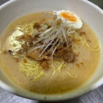 Ramen con kakuni y puerro.
